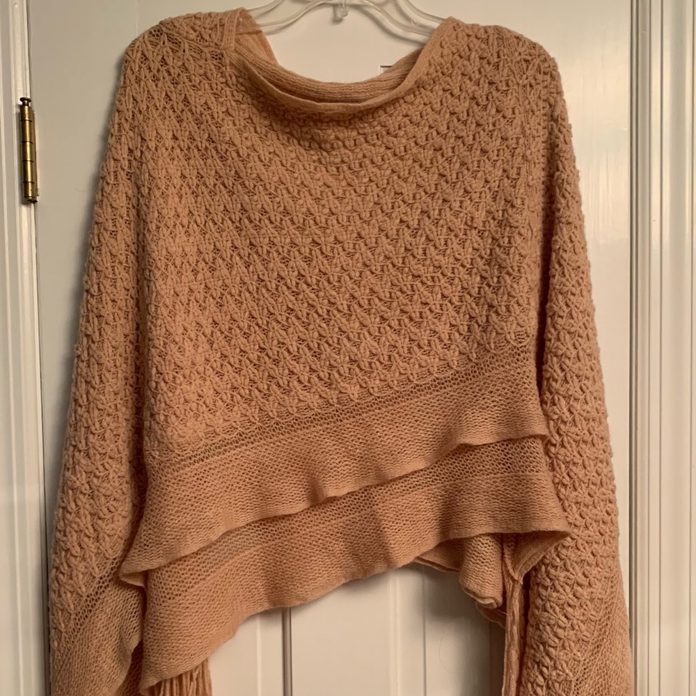 Woman’s Peach Poncho, Soft light knit